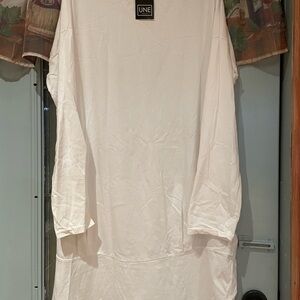 Women white midi dress.